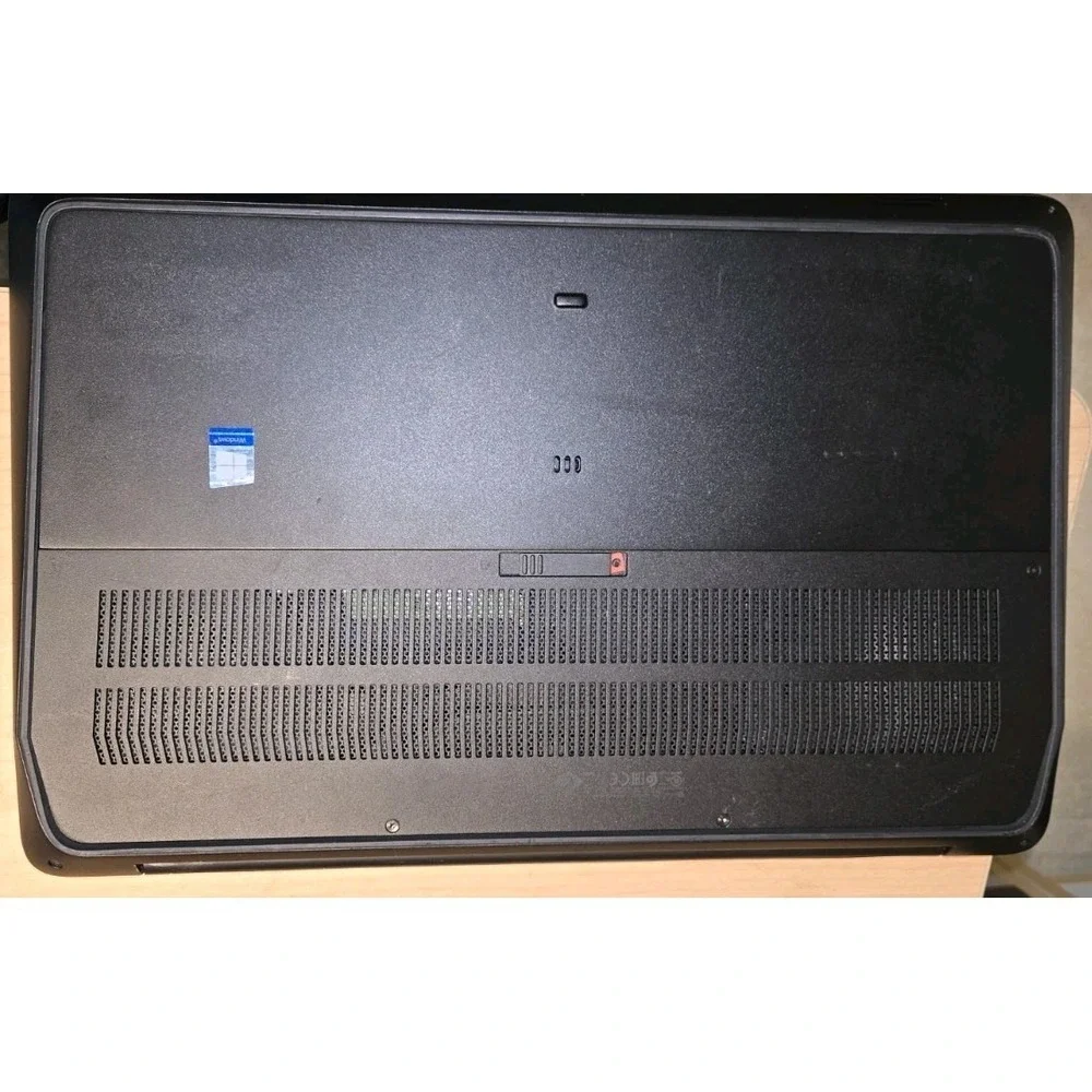 HP ZBook 17 G4 Mobile Workstation i7-7700HQ 16GB 512GB SSD Quadro P3000 W10 Pro